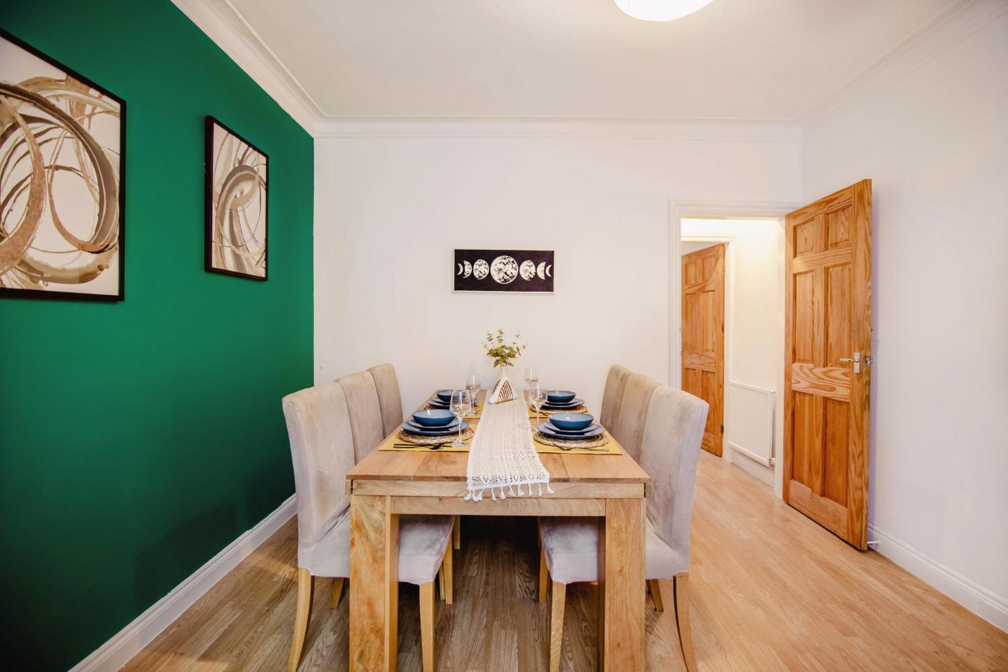 Holiday home Urban Retreat Oasis Free Parking 13ppl Sheffield